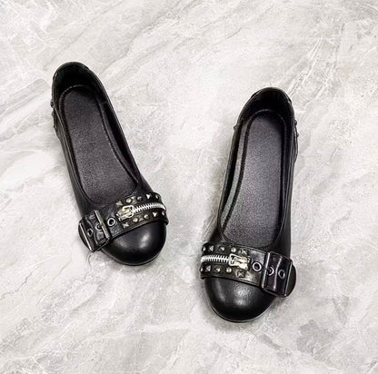 [FREE SOCKS] Studded Leather Ballet Flats